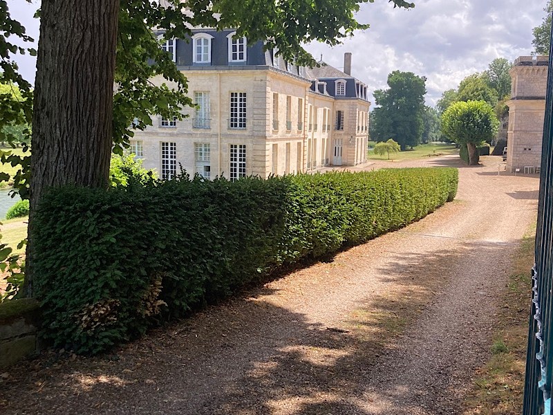Bird on a wire : de Châteaudun à&nbsp;Trôo