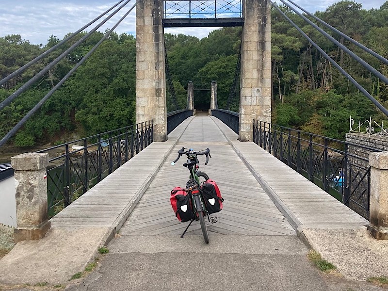 Little Monster : de Baden à&nbsp;Ploemeur