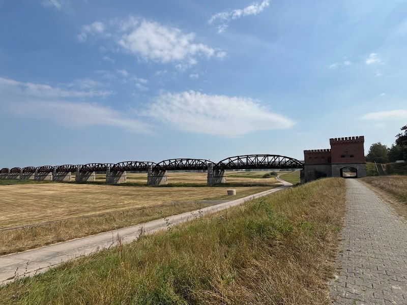 Dream Again : de Bleckede à&nbsp;Wittenberge